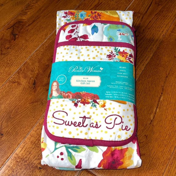 The Pioneer Woman Kitchen The Pioneer Woman Willow Kitchen Apron